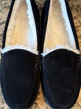 Vionic slippers